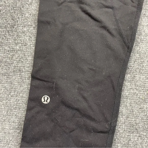 LULULEMON Womens Wunder Under Cropped Leggings Black Purple waistband size 8 - Picture 4 of 8